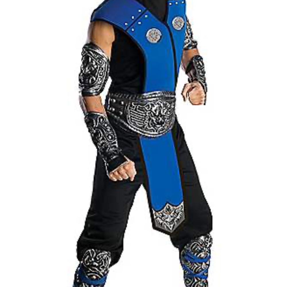 Sub Zero costume